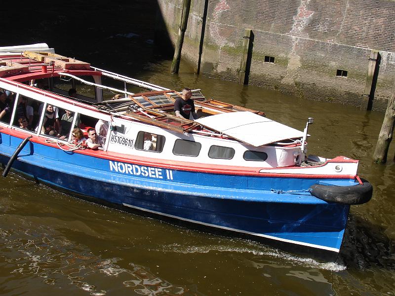 Germany40.JPG - มีพาร่องเรือชมรอบๆ ด้วย
