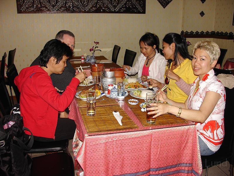 DSC03083.JPG - อาหารเค้ามากันหมดแว้ว แต่เรายังไม่มา แง้วๆ ...